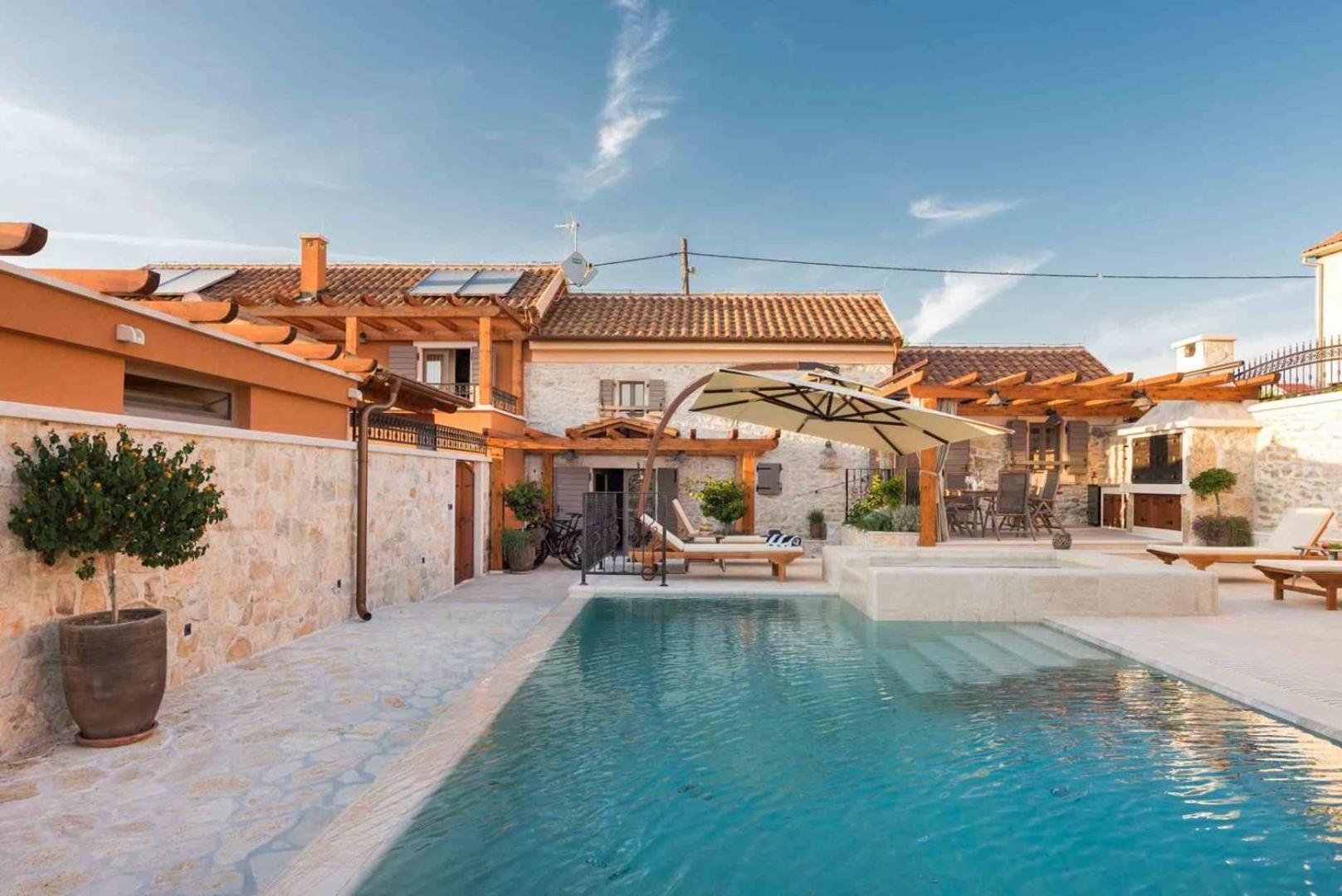 Luxury Villa Finessa Skradin 2 With Heated Pool, Jacuzzi And Sauna Exterior photo